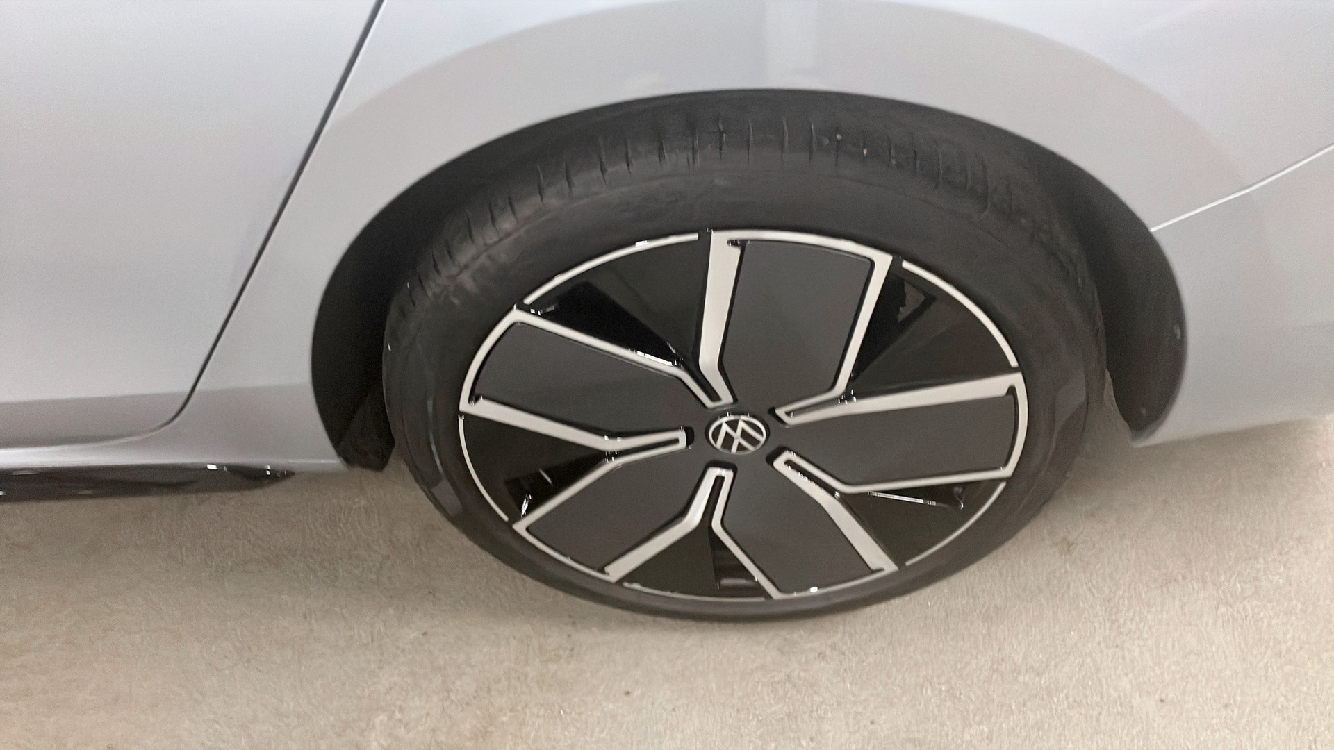 Volkswagen Passat ZRA98U