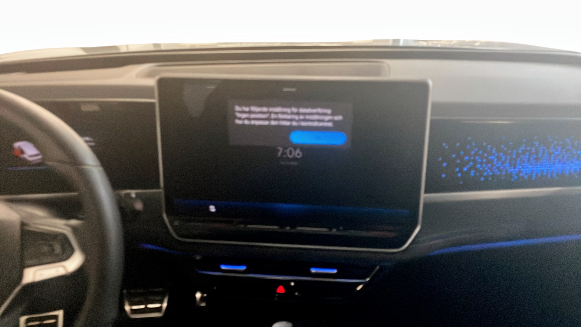 Volkswagen Passat ZRA98U