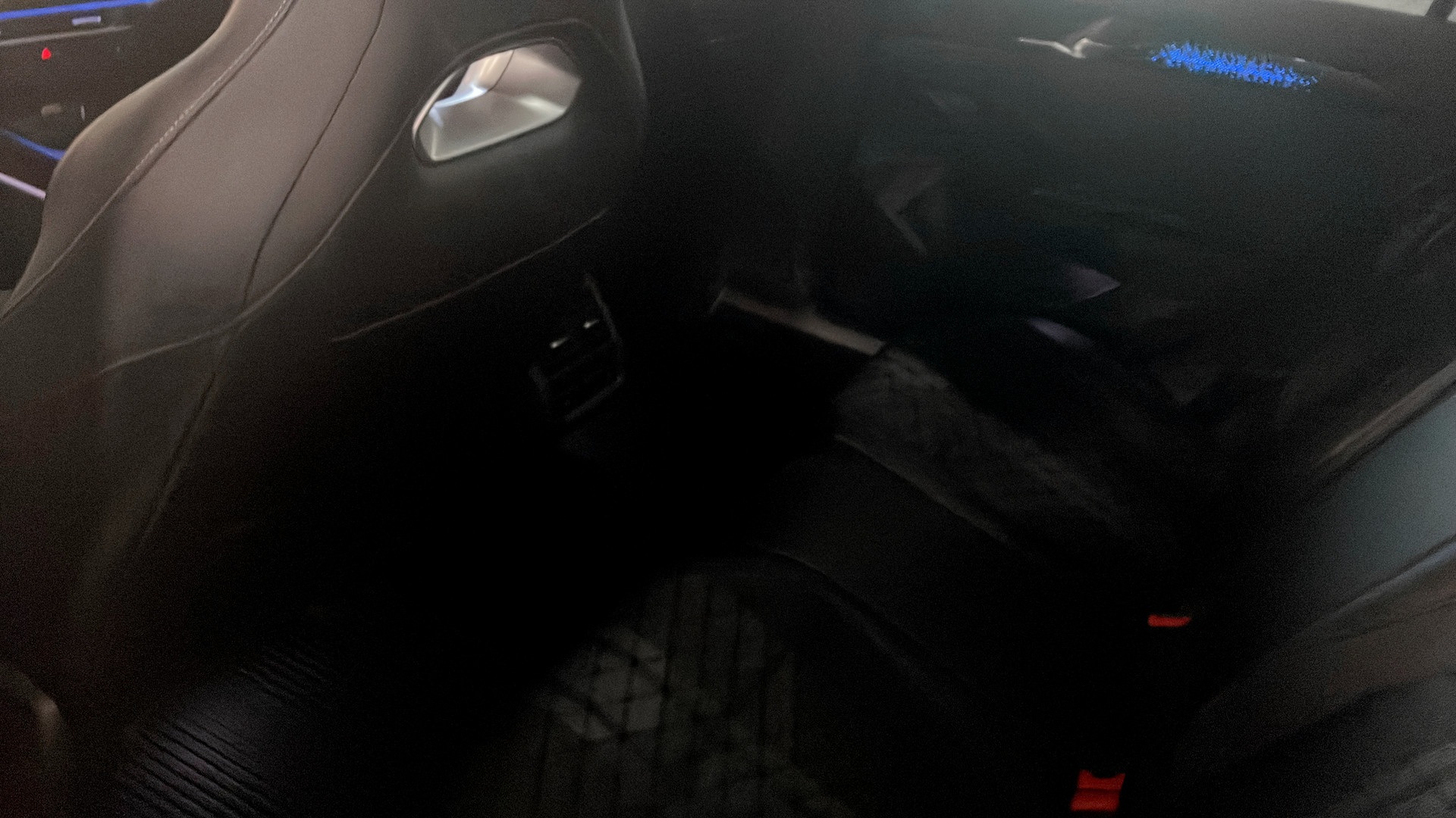 Volkswagen Passat ZRA98U