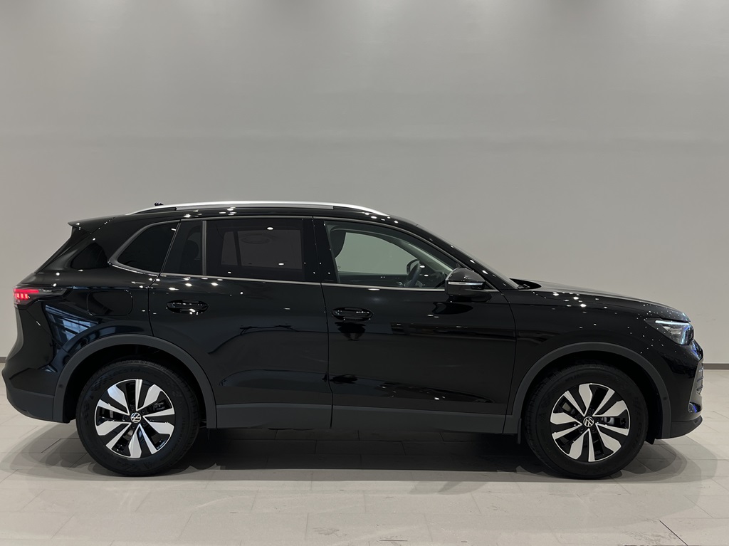 Volkswagen Tiguan ZRB15G