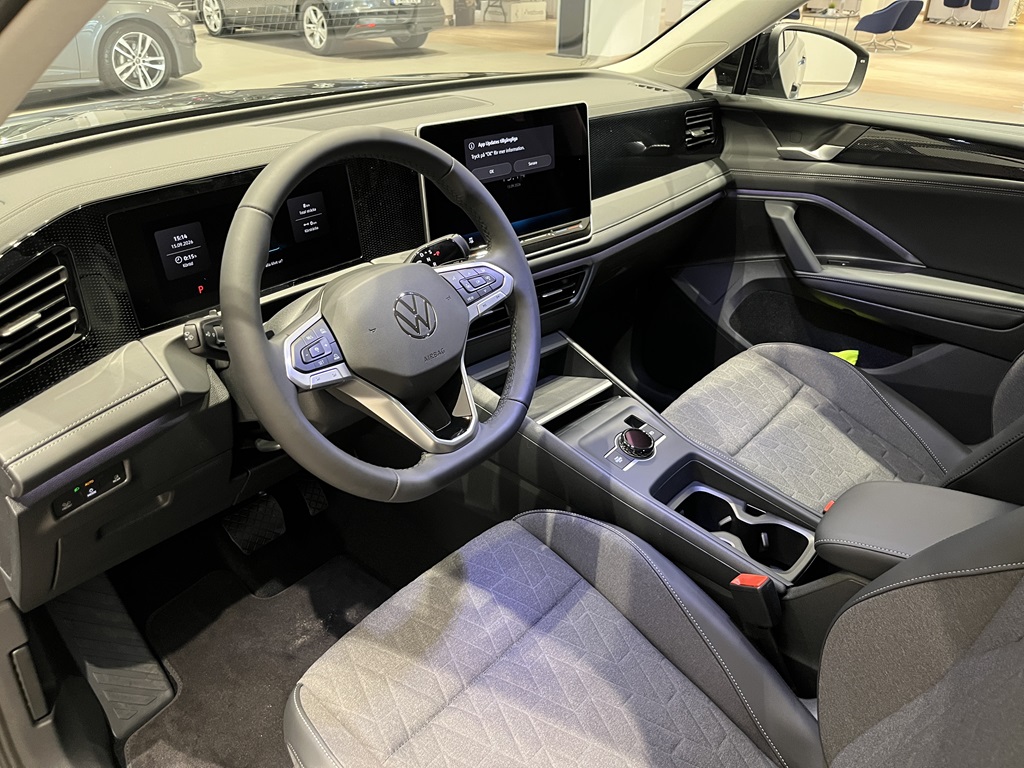 Volkswagen Tiguan ZRB15G