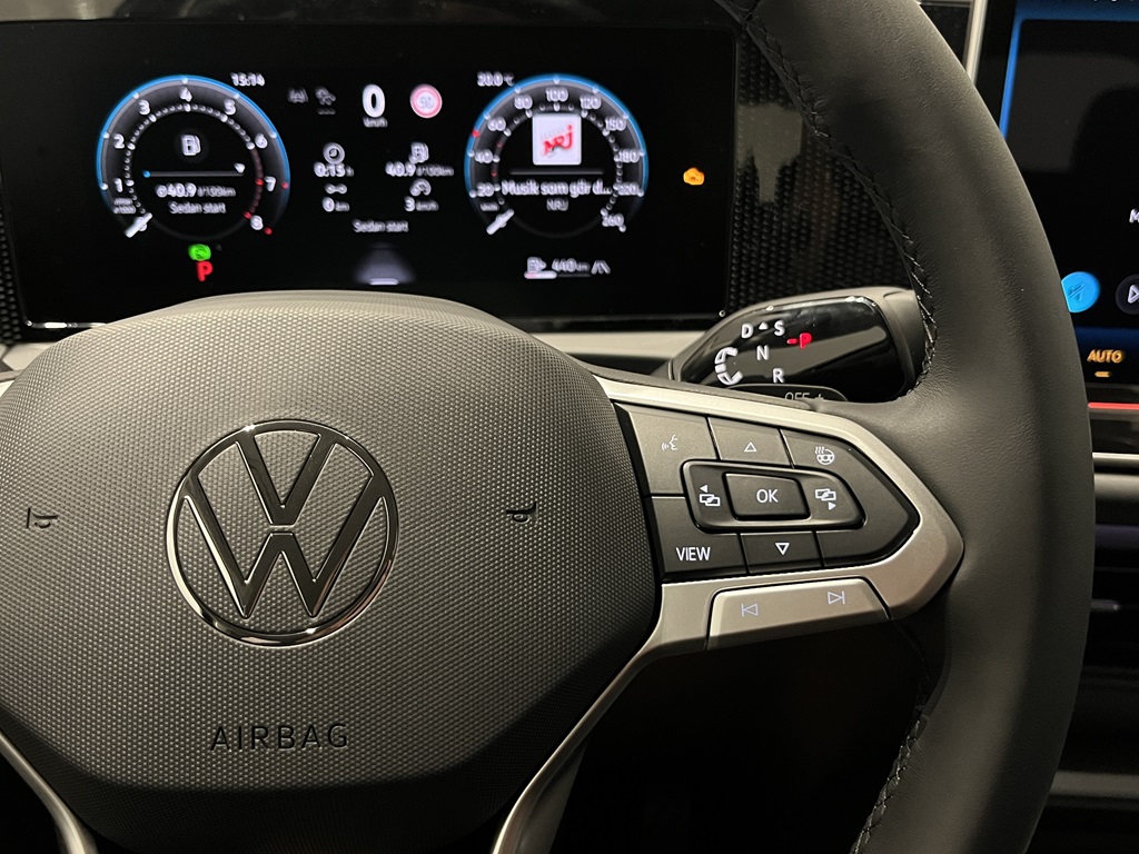 Volkswagen Tiguan ZRB15G