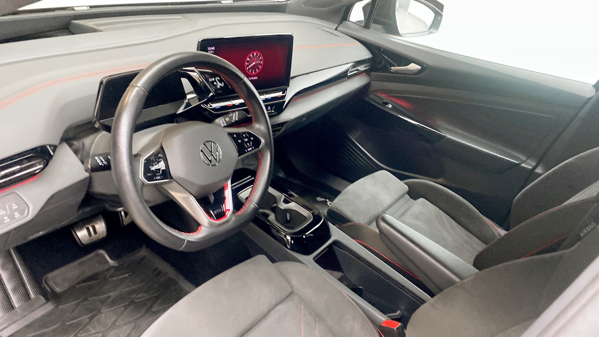 Volkswagen ID.4 ZRG707