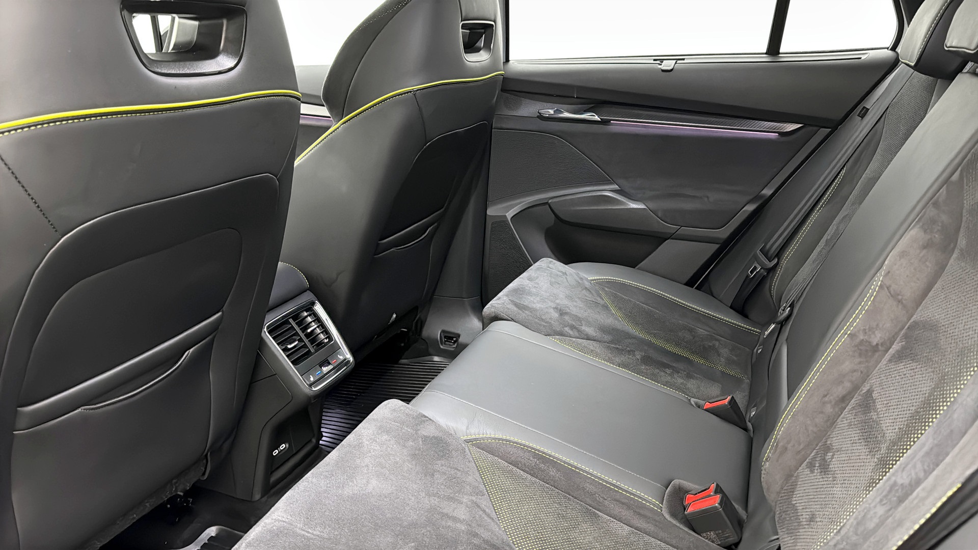 Skoda Enyaq ZSH54J