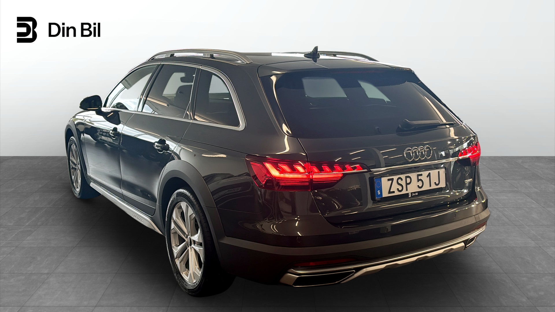 Audi A4 allroad quattro ZSP51J