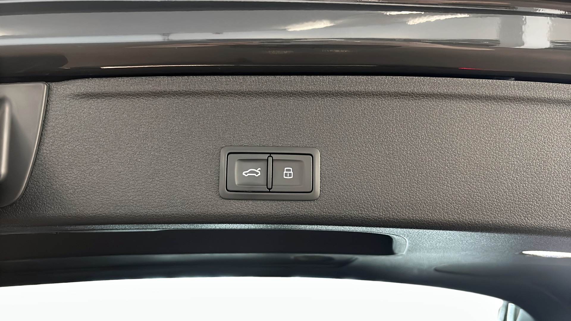 Audi A4 allroad quattro ZSP51J