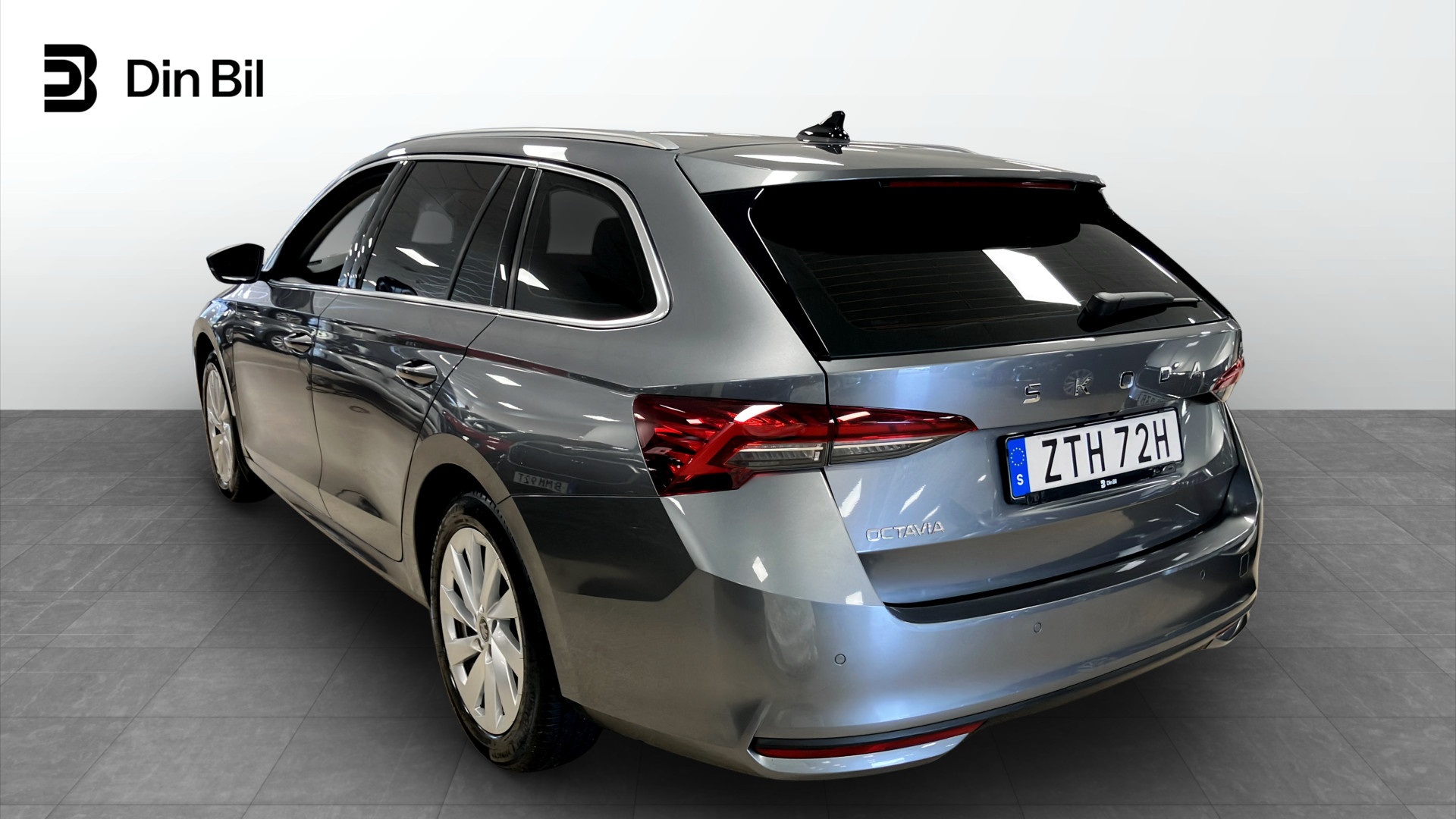 Skoda Octavia Combi ZTH72H