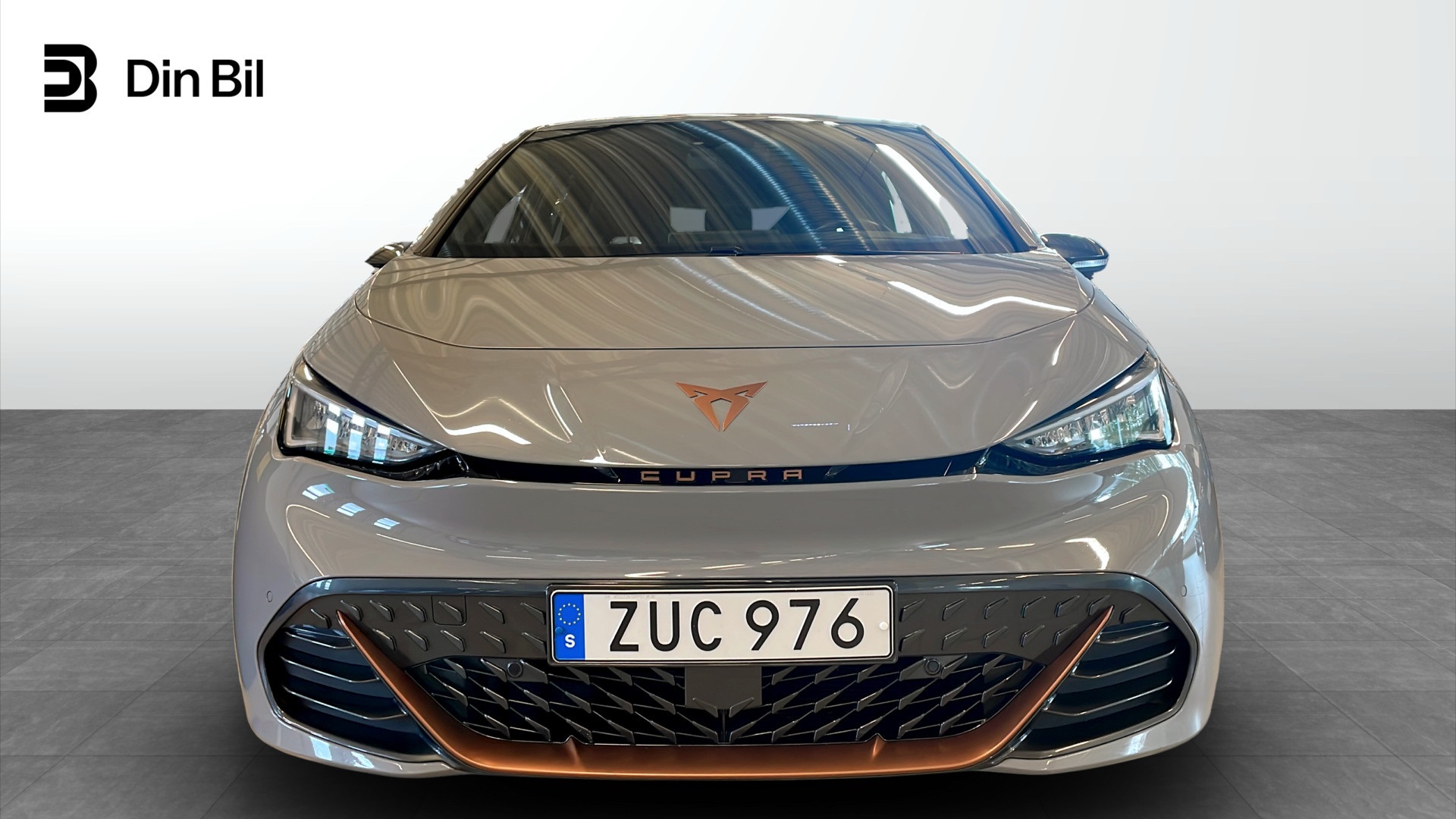 CUPRA Born ZUC976