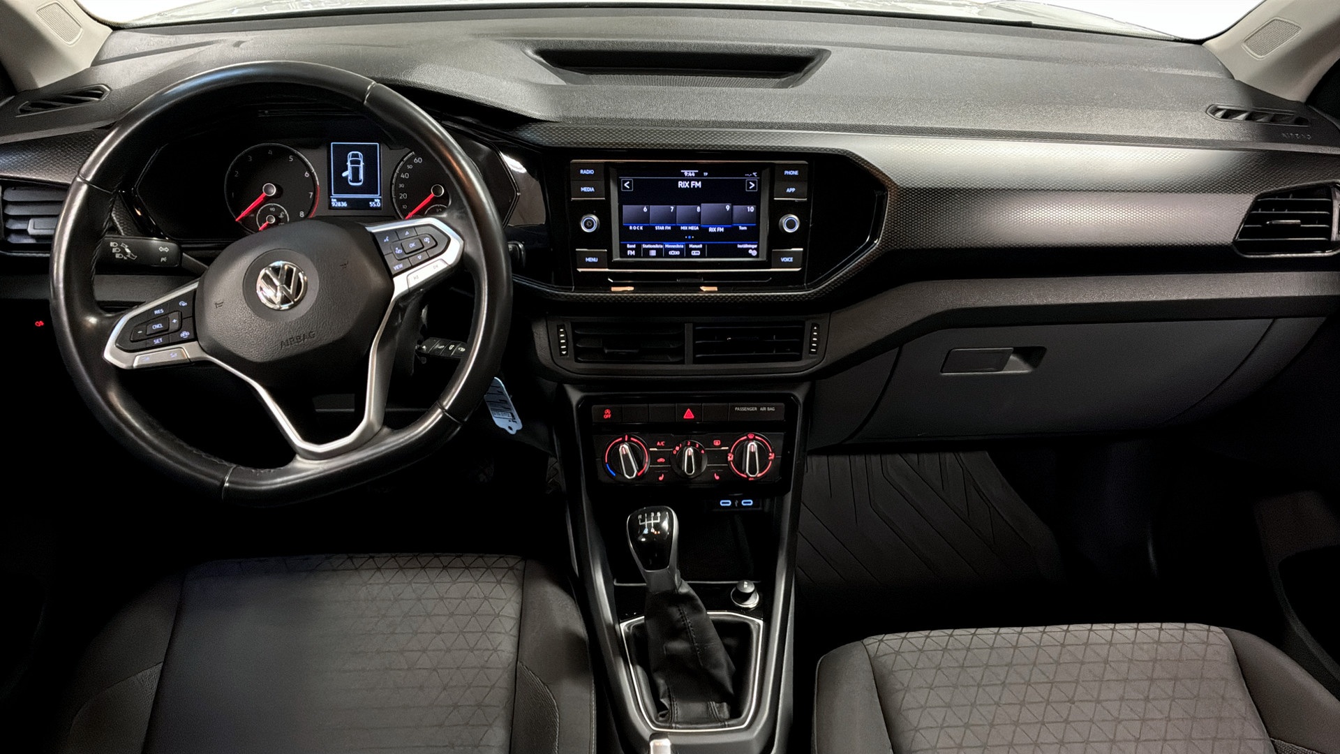 Volkswagen T-Cross ZUF51E