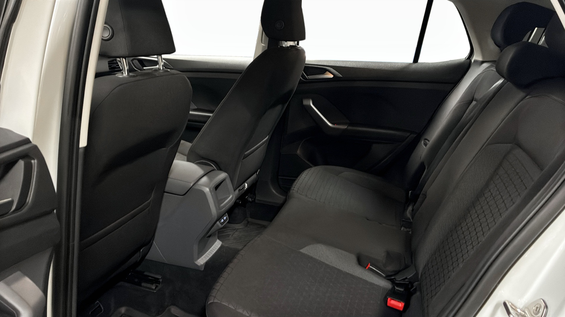 Volkswagen T-Cross ZUF51E