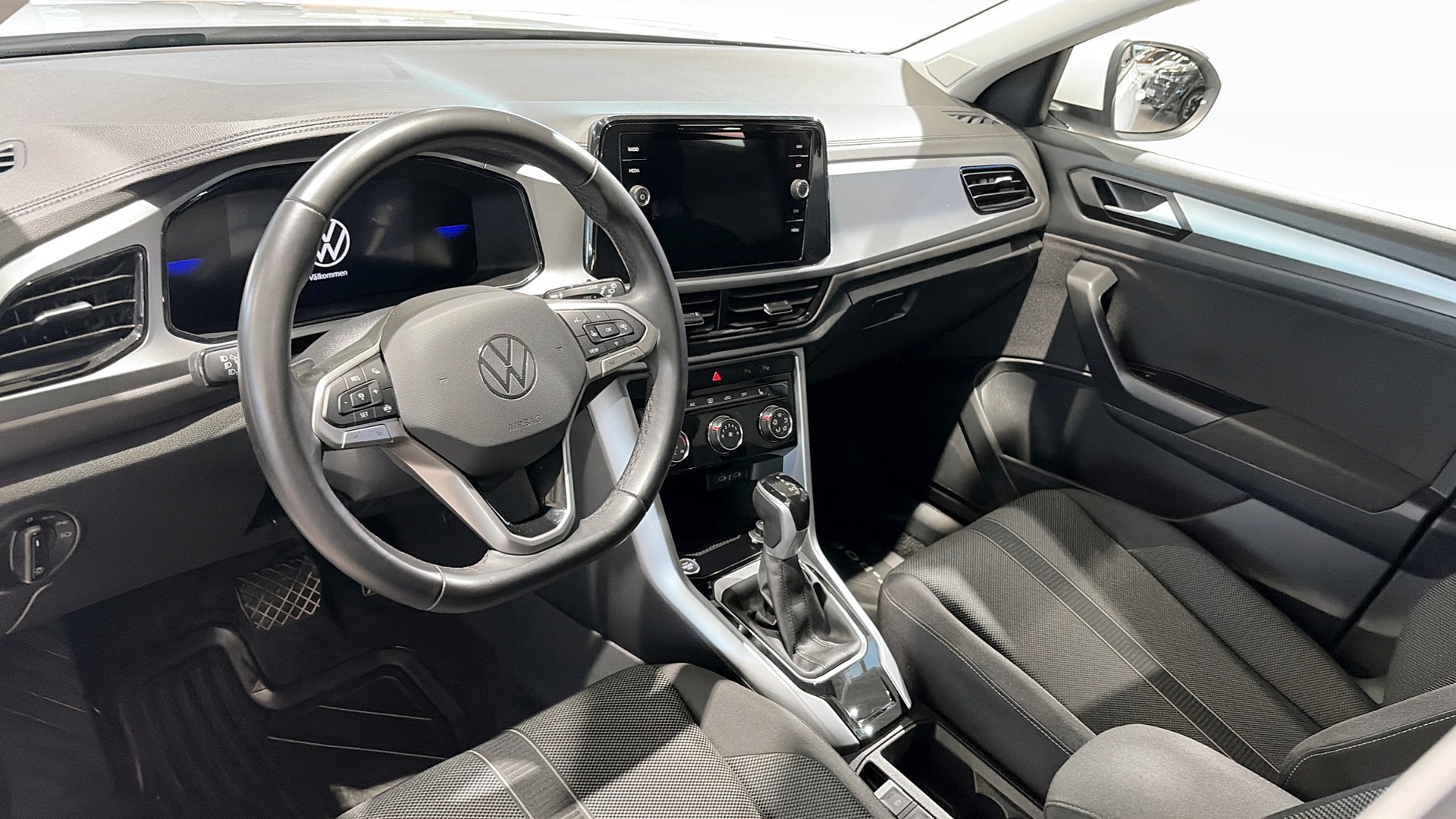 Volkswagen T-Roc ZUF54P