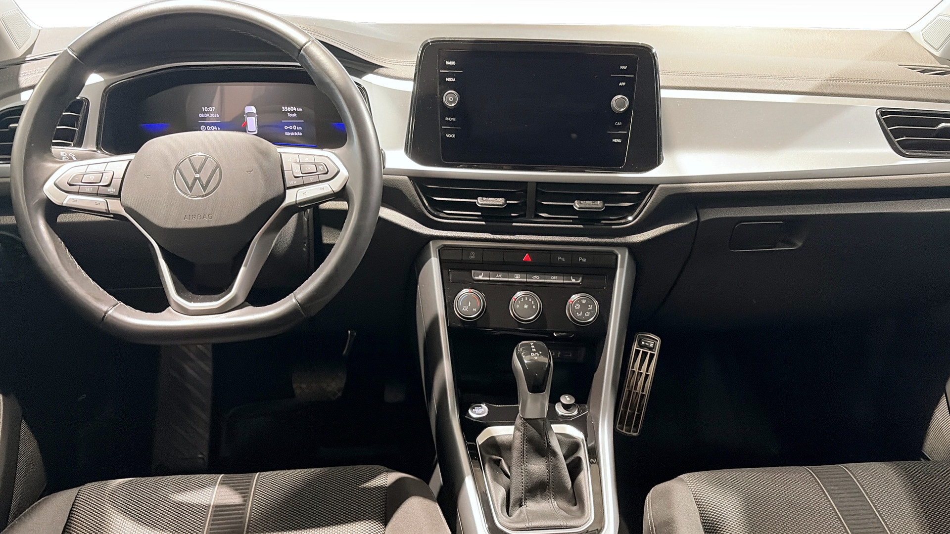 Volkswagen T-Roc ZUF54P