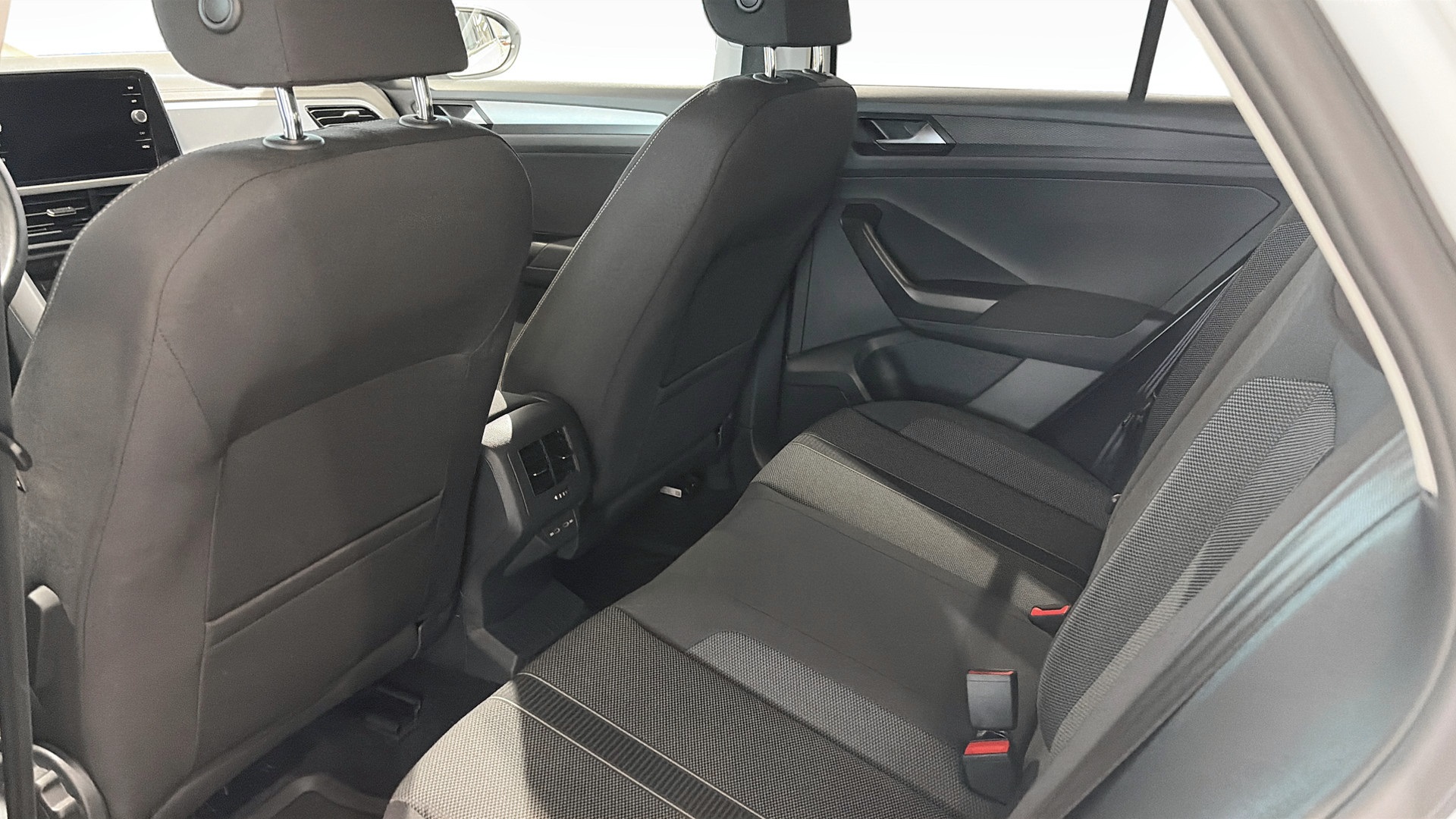 Volkswagen T-Roc ZUF54P