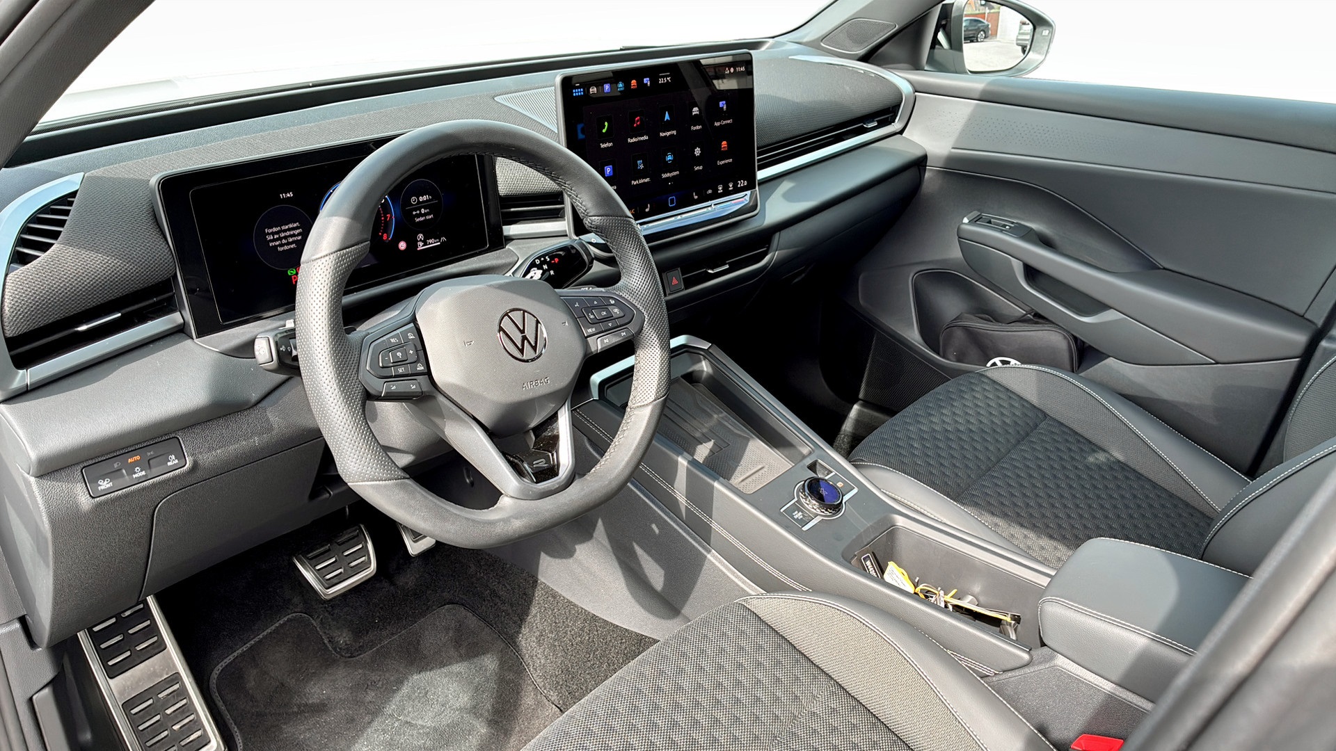 Volkswagen T-Roc ZUH72C