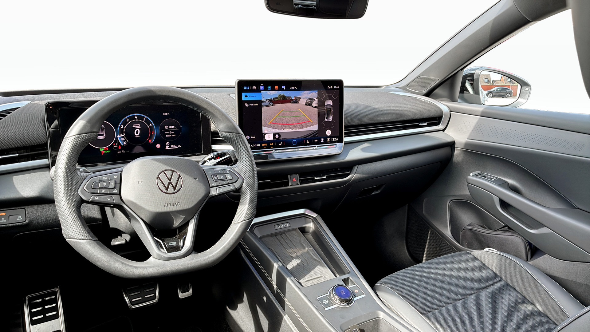 Volkswagen T-Roc ZUH72C
