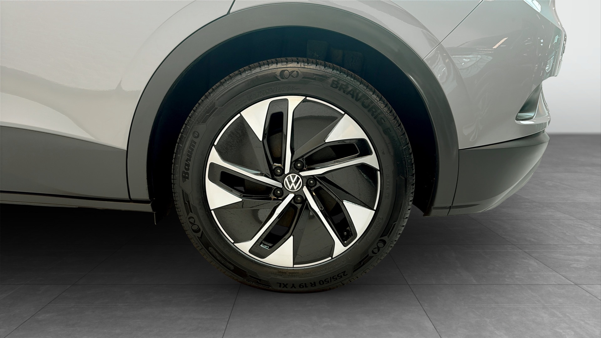 Volkswagen ID.4 ZUJ16F