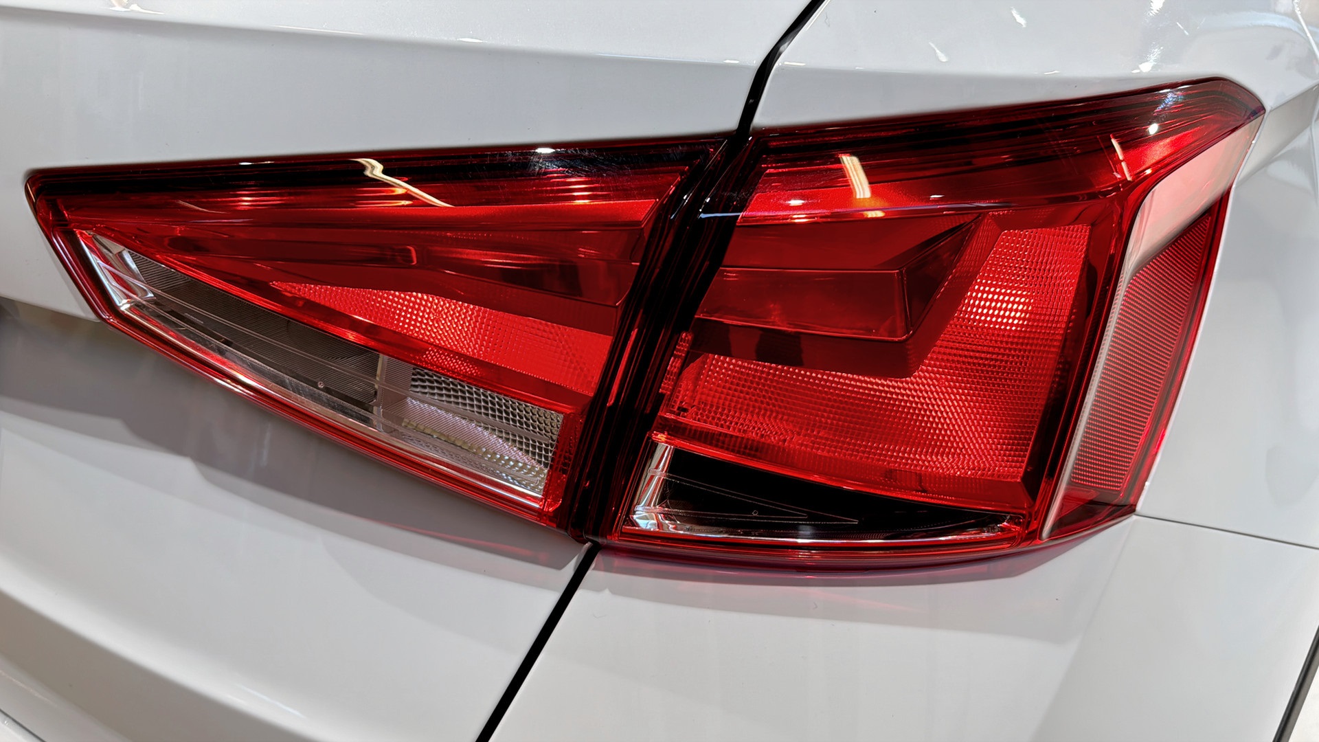 SEAT Arona ZUJ711