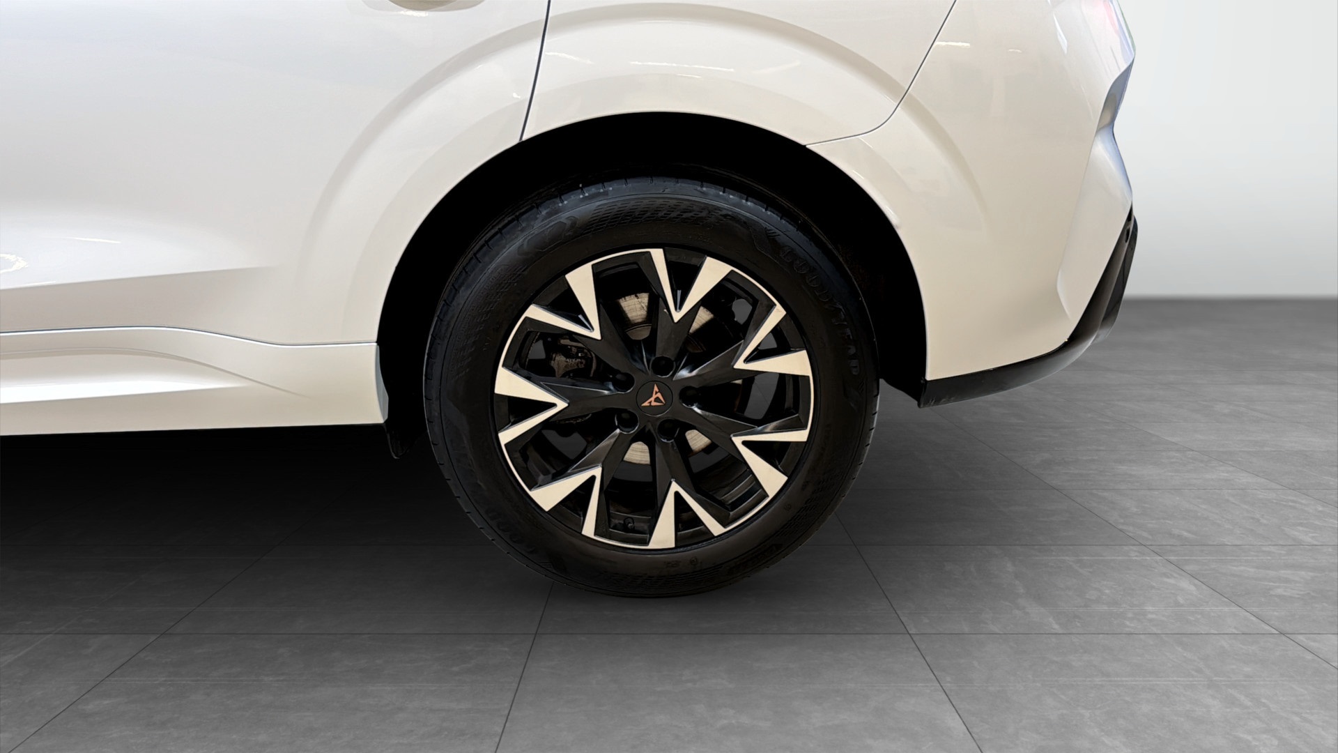 CUPRA Terramar ZUY16B