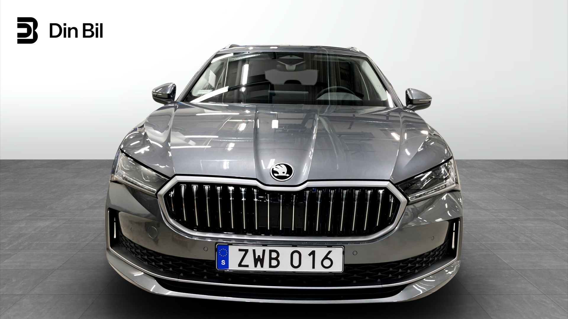 Skoda Superb Combi ZWB016