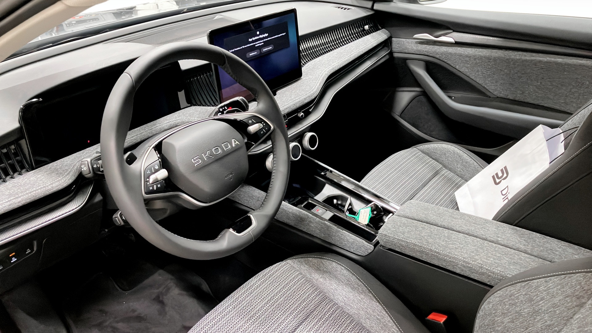 Skoda Superb Combi ZWB016