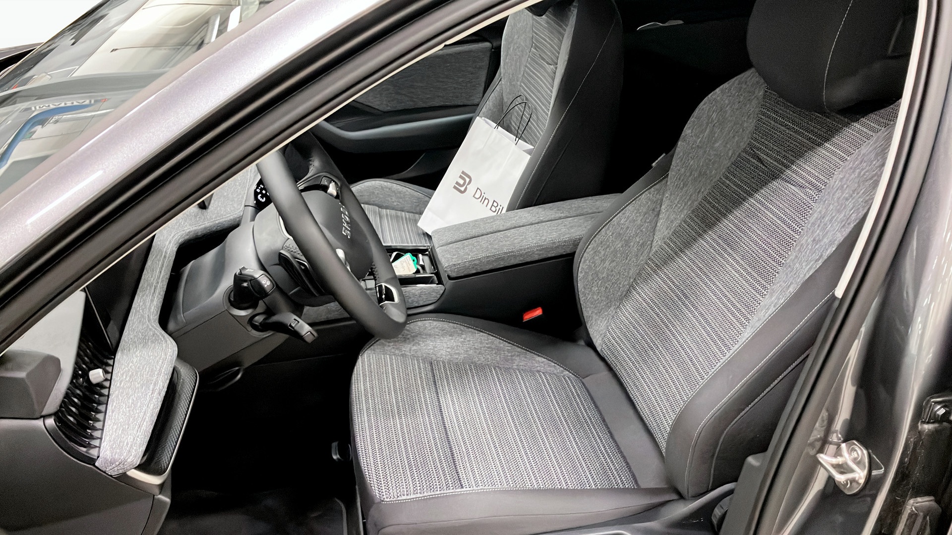 Skoda Superb Combi ZWB016