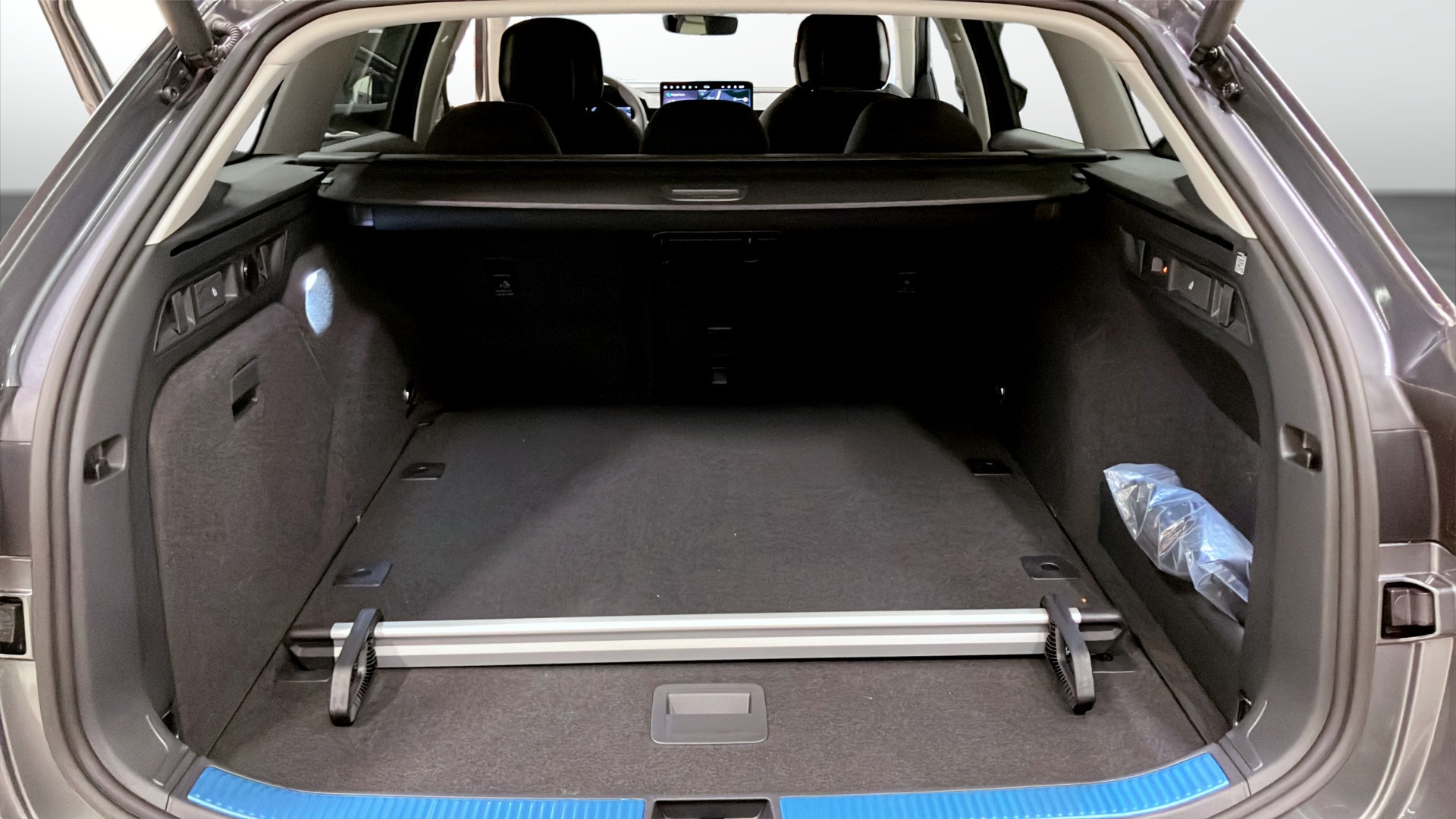 Skoda Superb Combi ZWB016