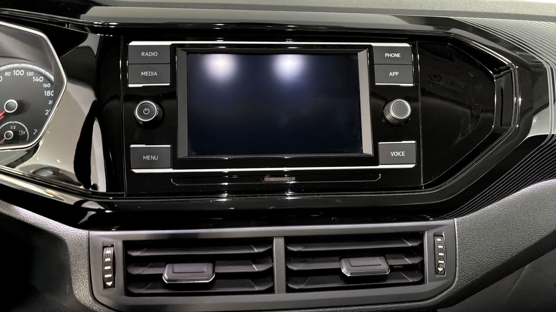 Volkswagen T-Cross ZWJ51G
