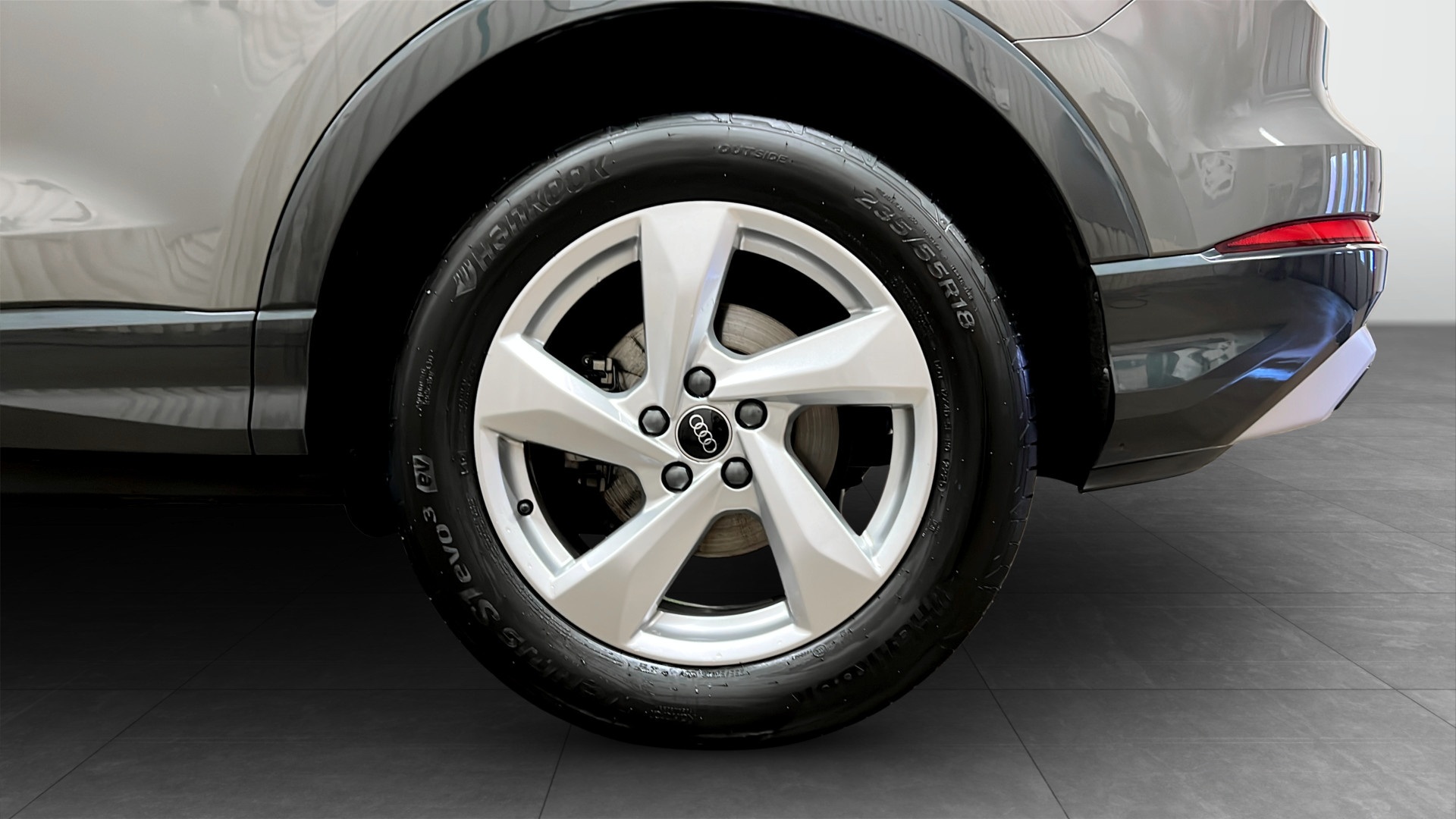 Audi Q3 ZWW028
