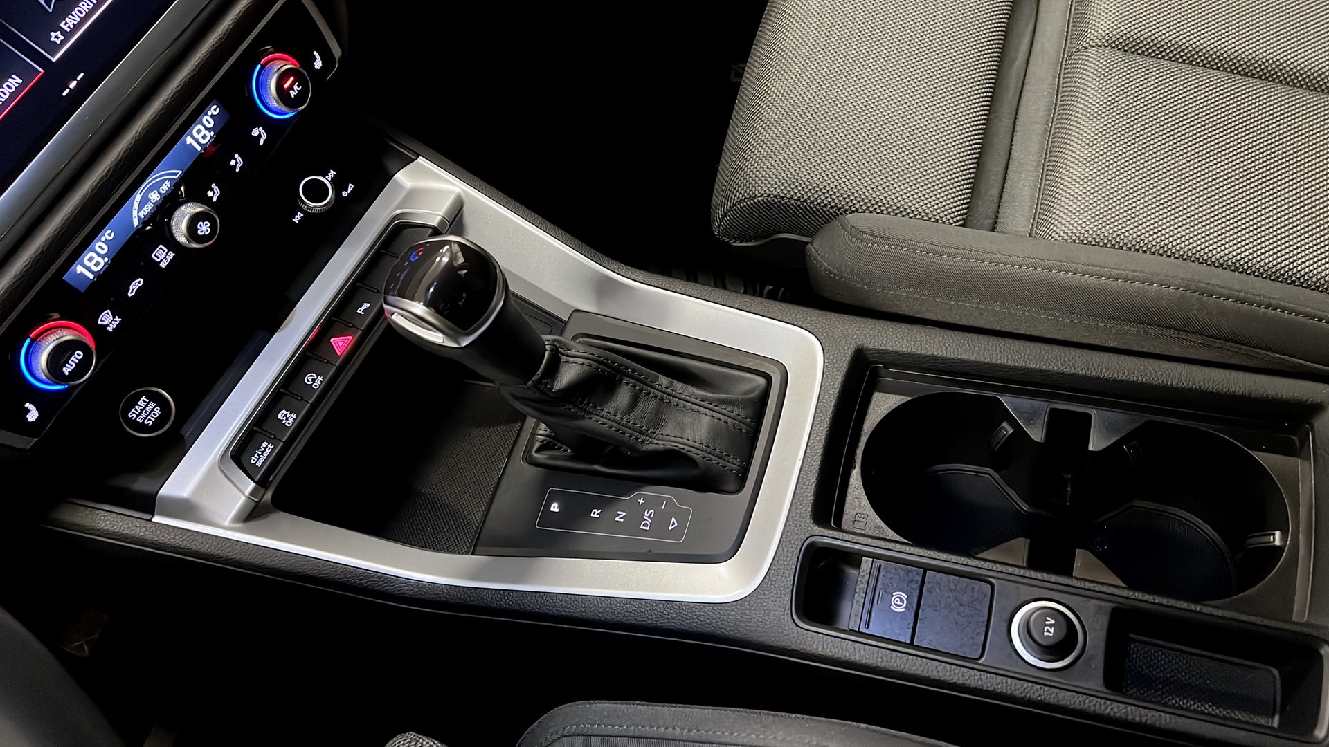 Audi Q3 ZWW028