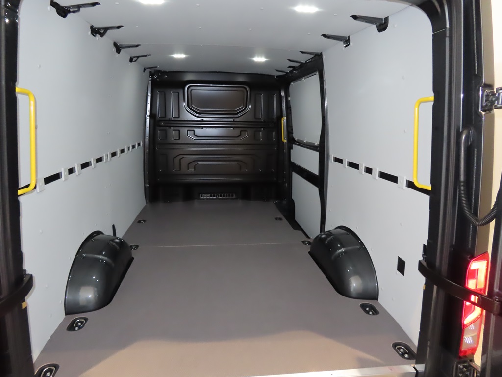 Volkswagen Crafter Skåp kort hjulbas ZXP548