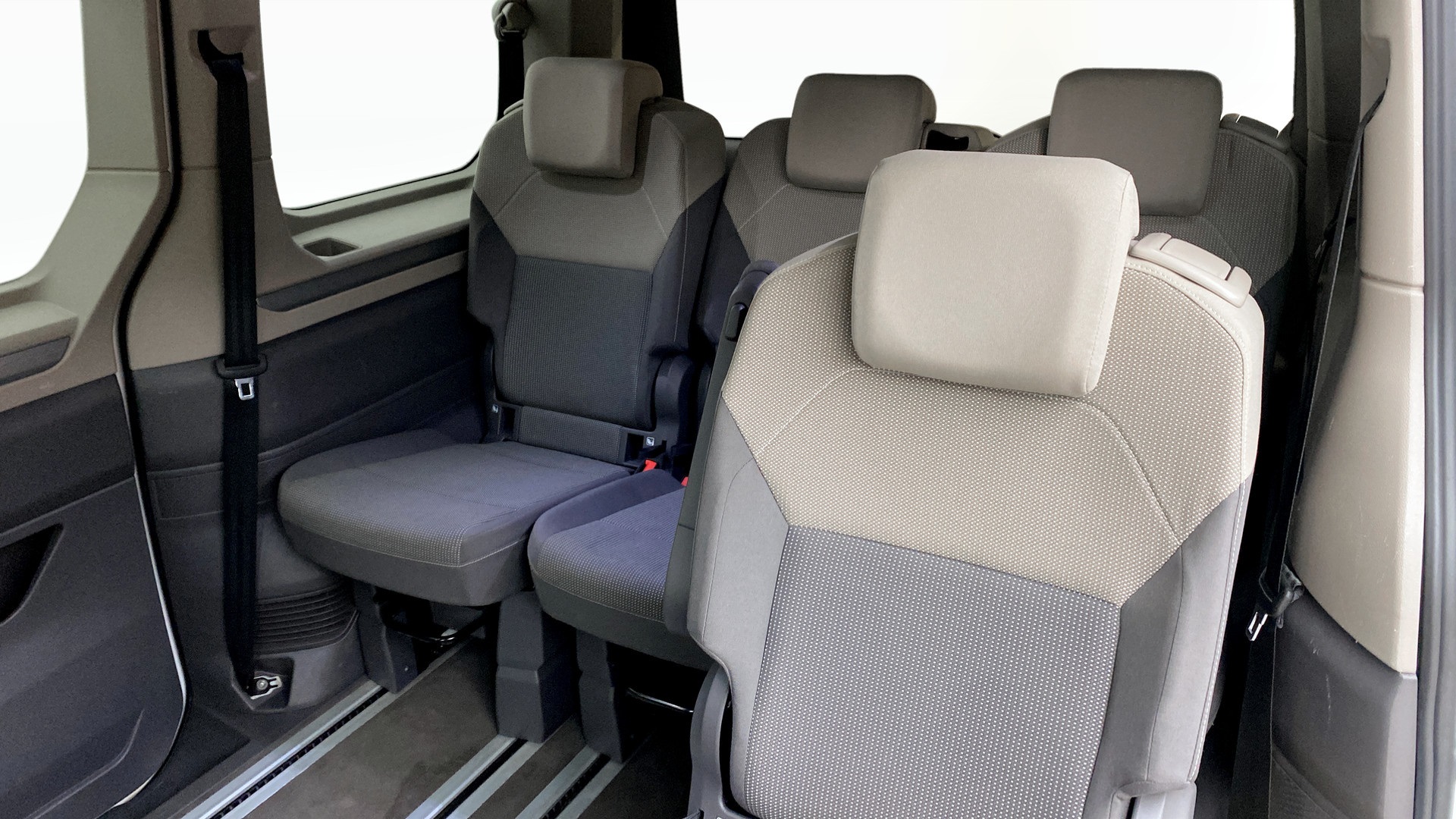 Volkswagen Multivan ZZD216