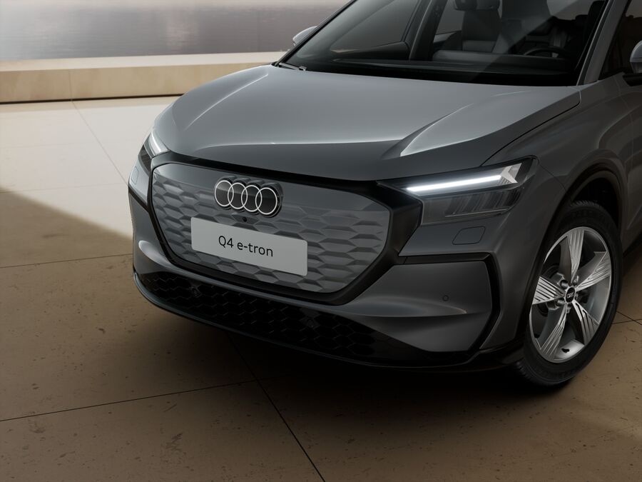 Audi Q4 e-tron ZHF55G