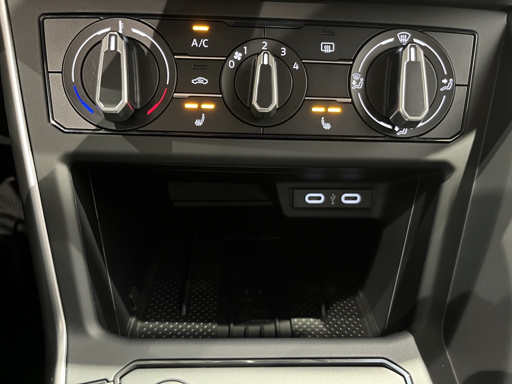 Volkswagen Polo OTJ07M